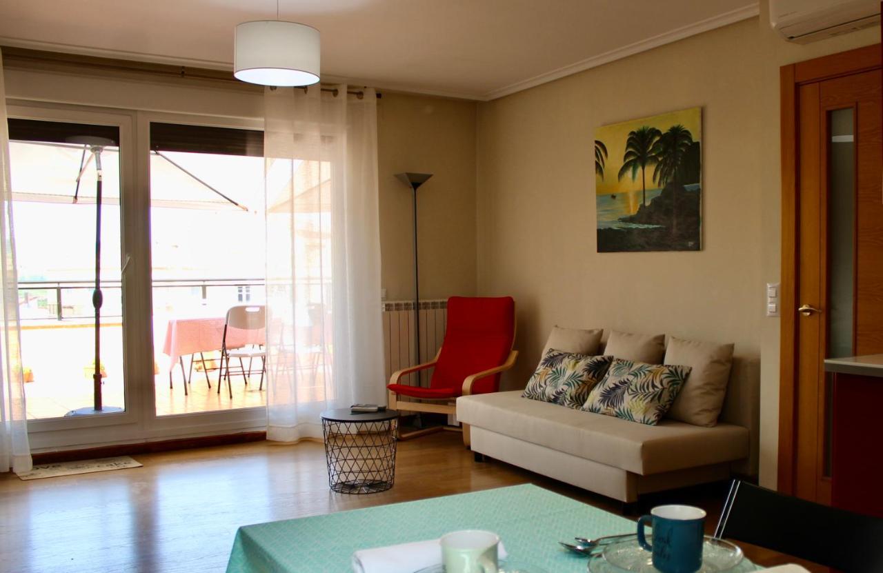 Atico En El Centro Con Amplia Terraza Apartment Entrena Ngoại thất bức ảnh